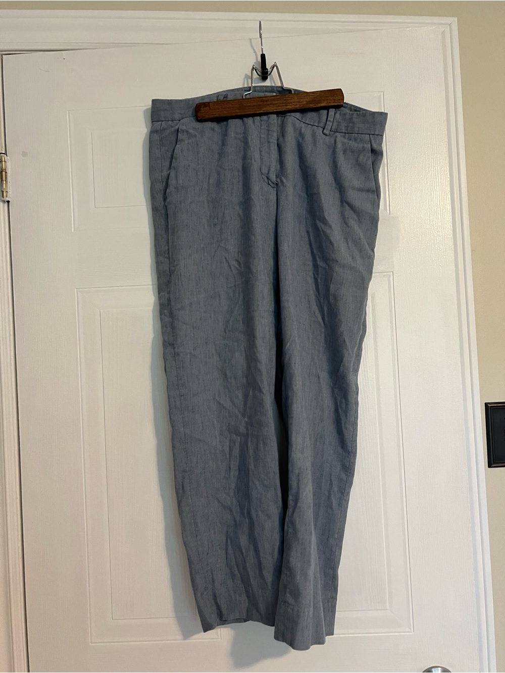 Women’s GAP Lightweight Gray Dress Pants - Classic Straight Fit